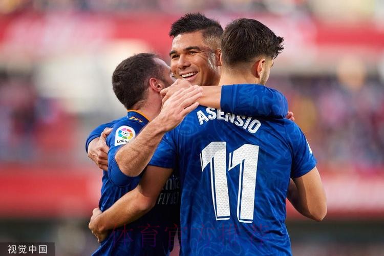 马卡对比皇马7号:C罗只赢了2次西甲 维尼修斯已3次